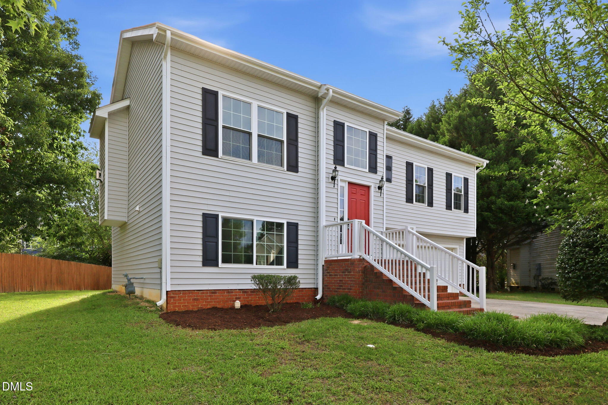103 Castlebridge Court