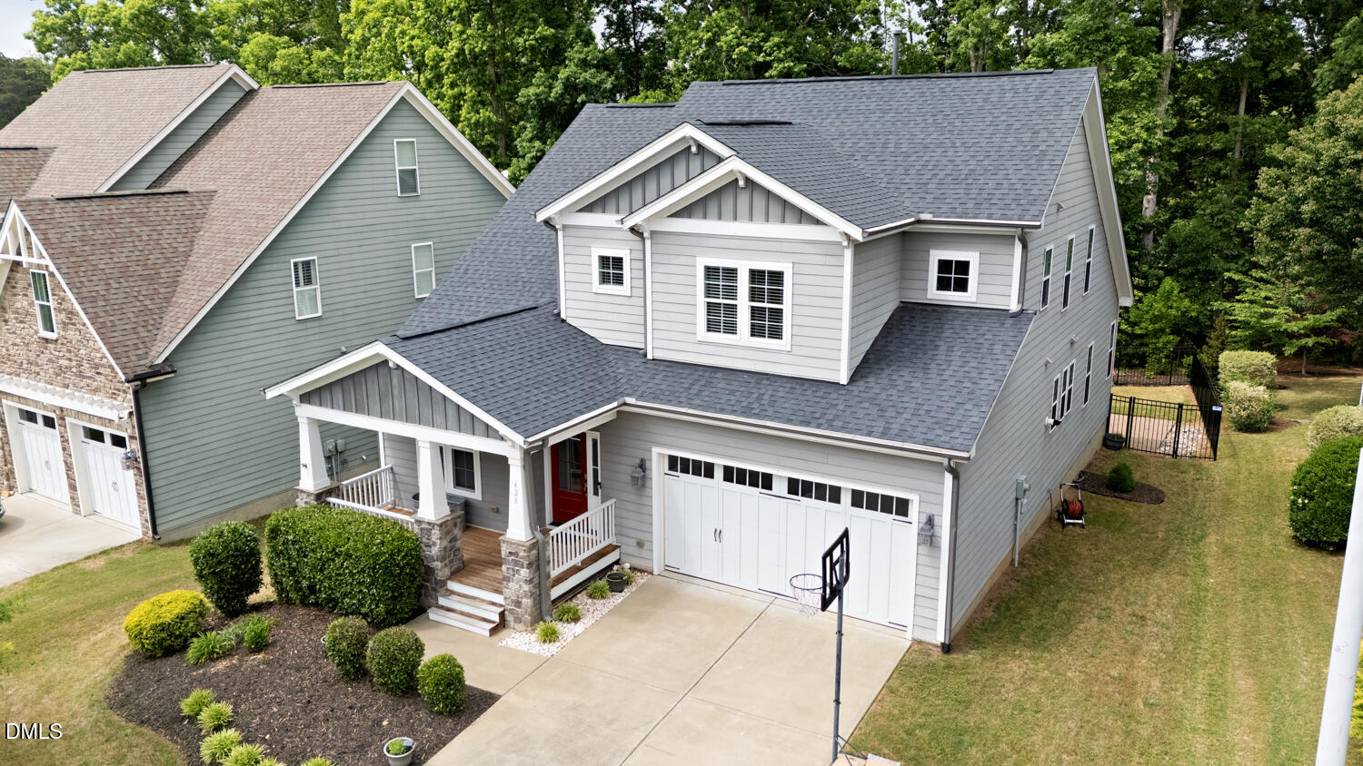 428 Skybluff Circle