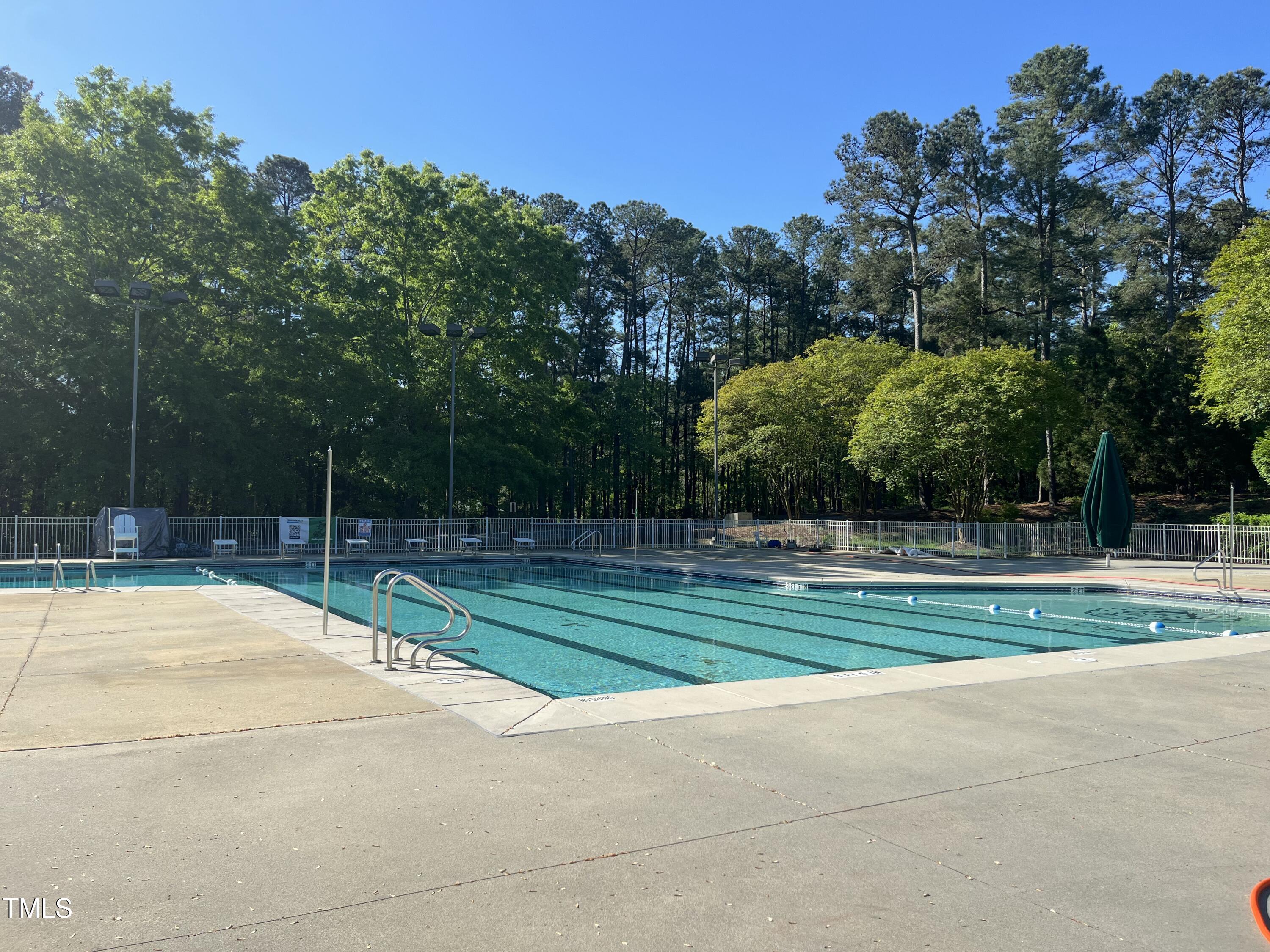 Raleigh, North Carolina 27604, United States, 3 Bedrooms Bedrooms, ,2 BathroomsBathrooms,Residential,Pending,114543