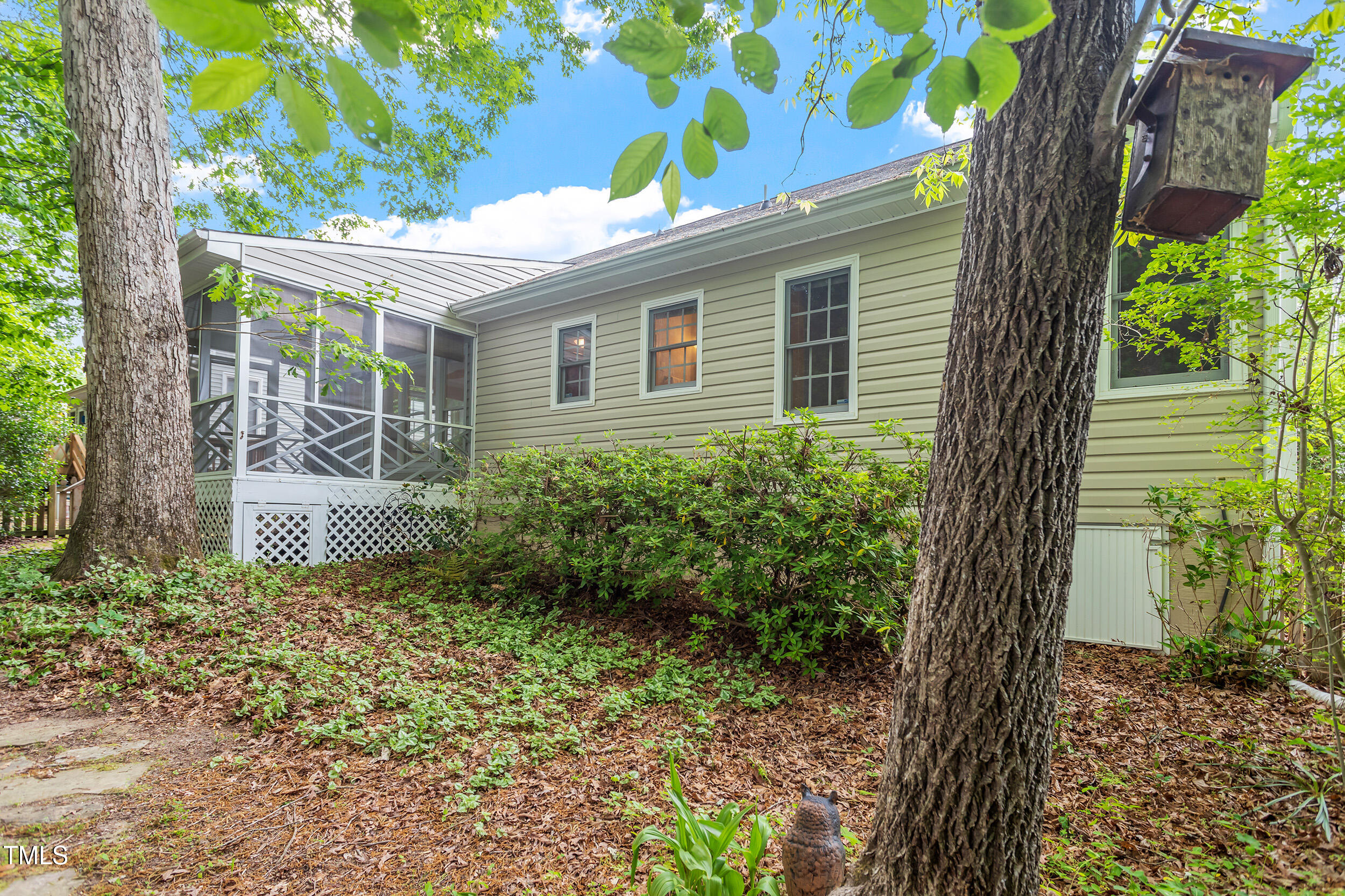 Raleigh, North Carolina 27604, United States, 3 Bedrooms Bedrooms, ,2 BathroomsBathrooms,Residential,Pending,114543