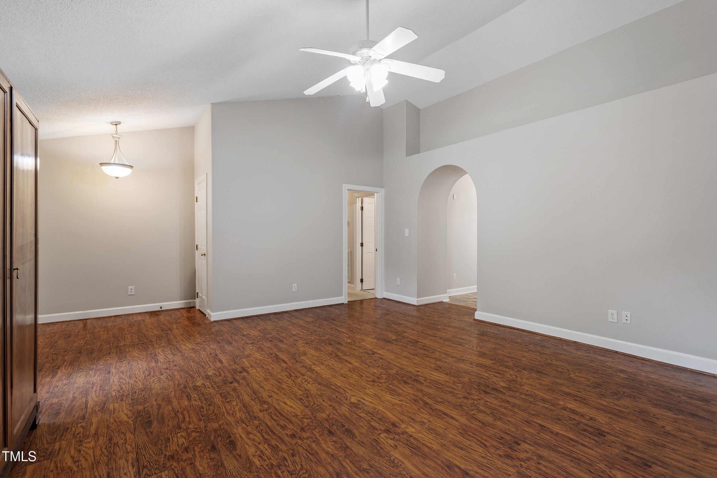 Raleigh, North Carolina 27604, United States, 3 Bedrooms Bedrooms, ,2 BathroomsBathrooms,Residential,Pending,114543