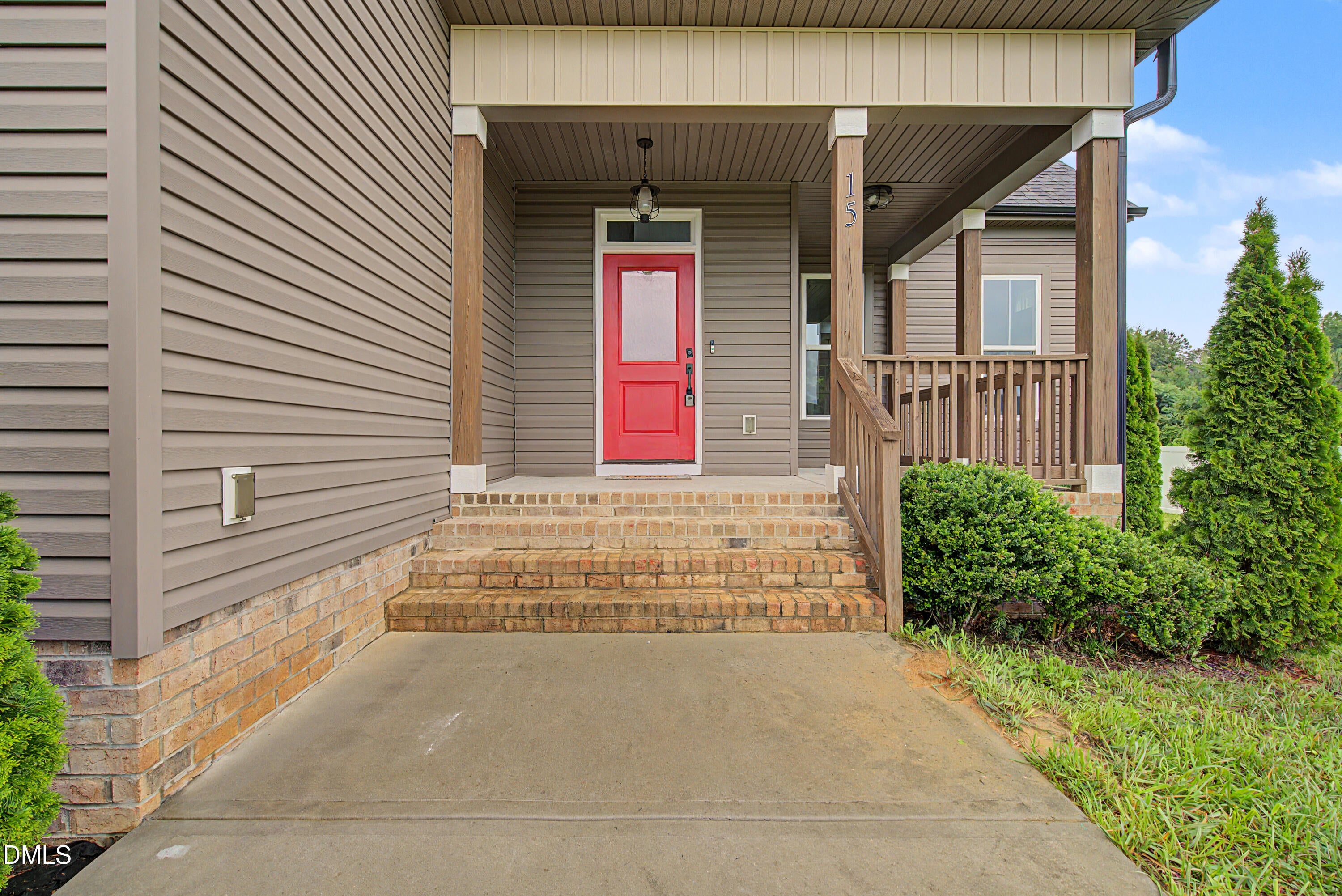 15 Eagle Chase Drive