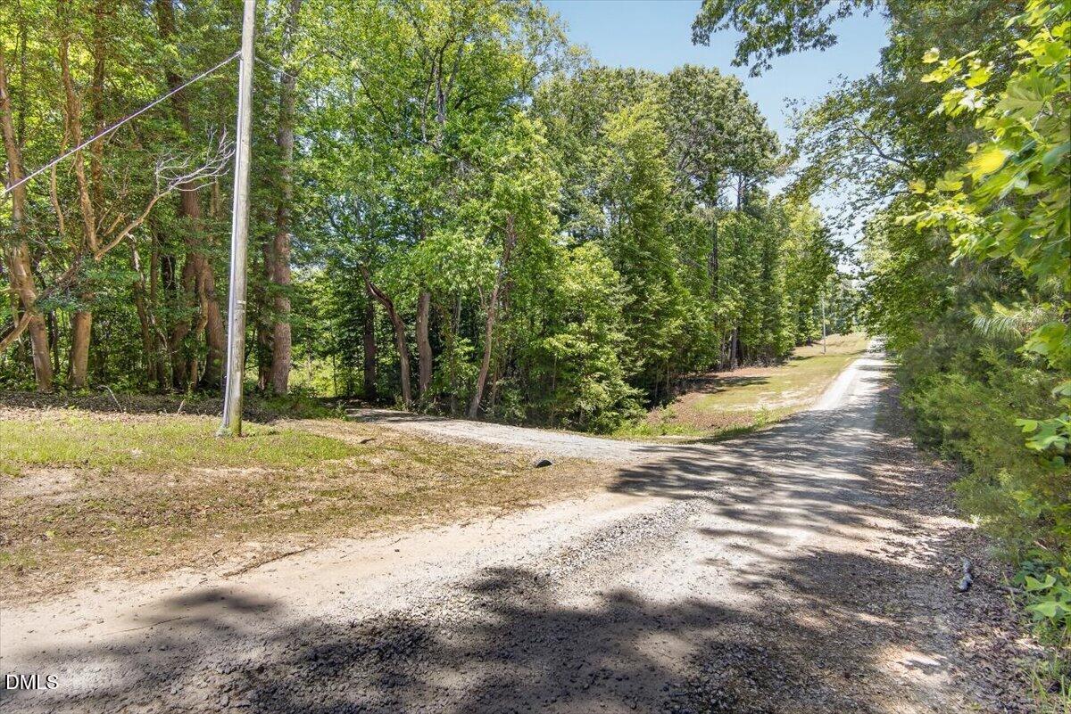 00 Lakepointe Drive