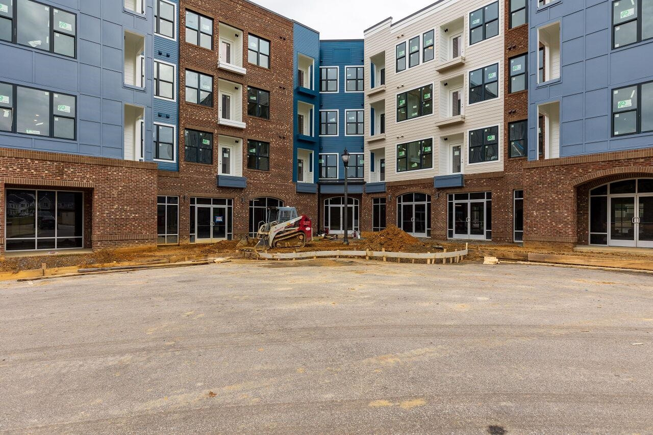 2202 Gathering Square Court
