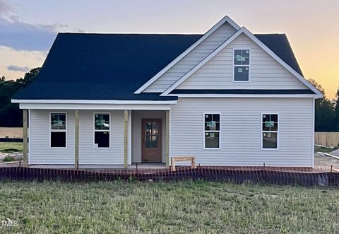 3963 Baileys Xrds Road Benson NC 27504