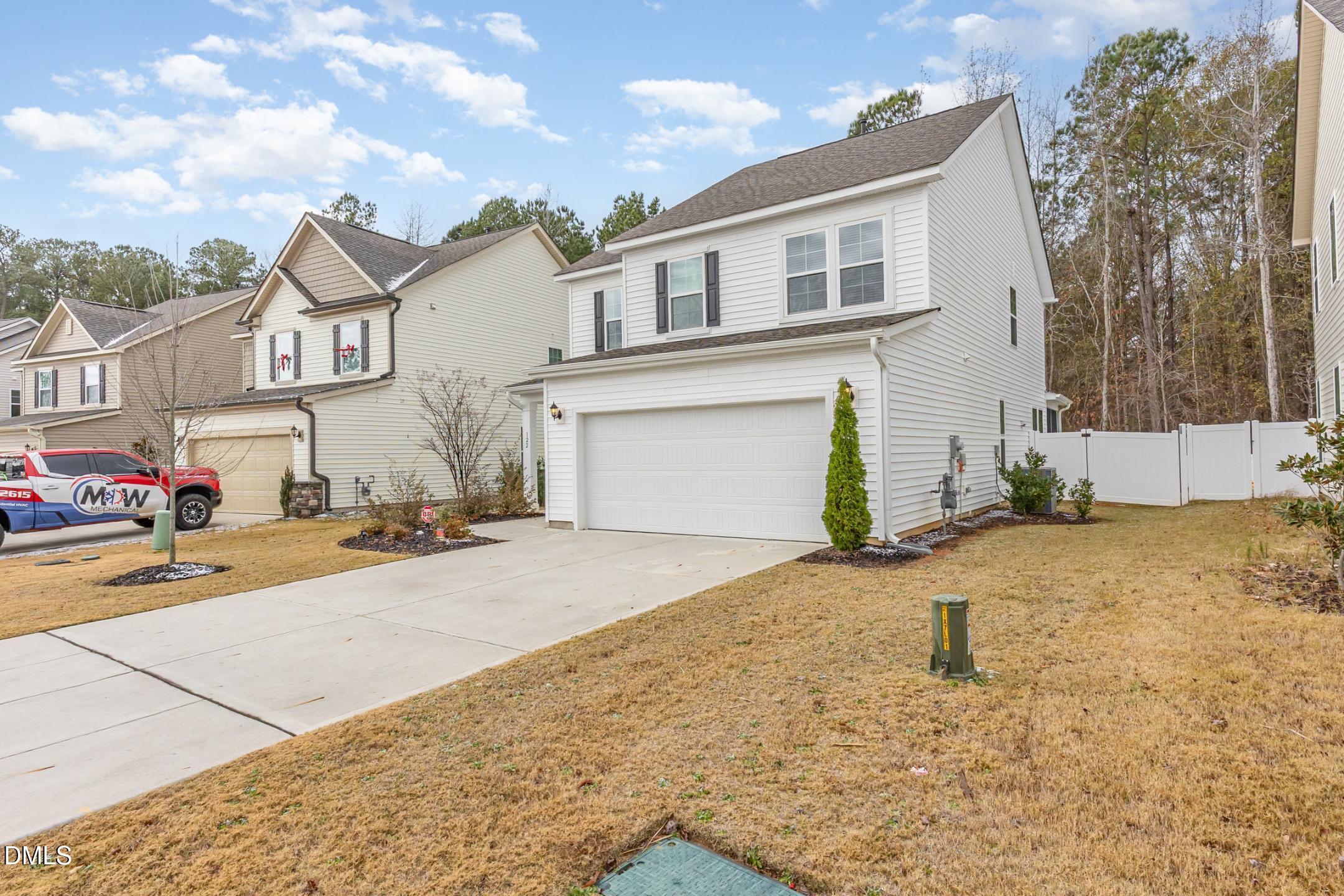 122 Still Hand Drive