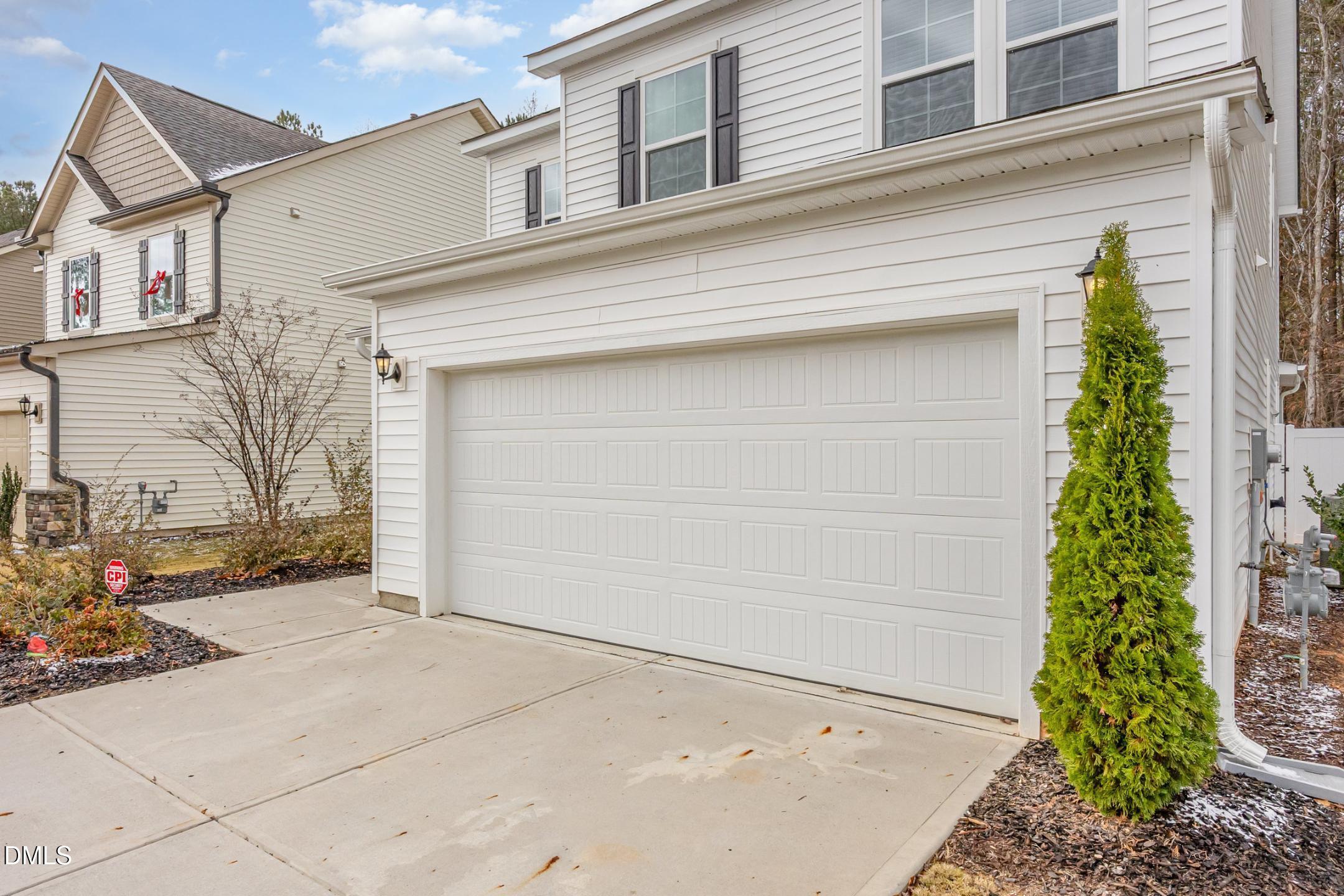 122 Still Hand Drive