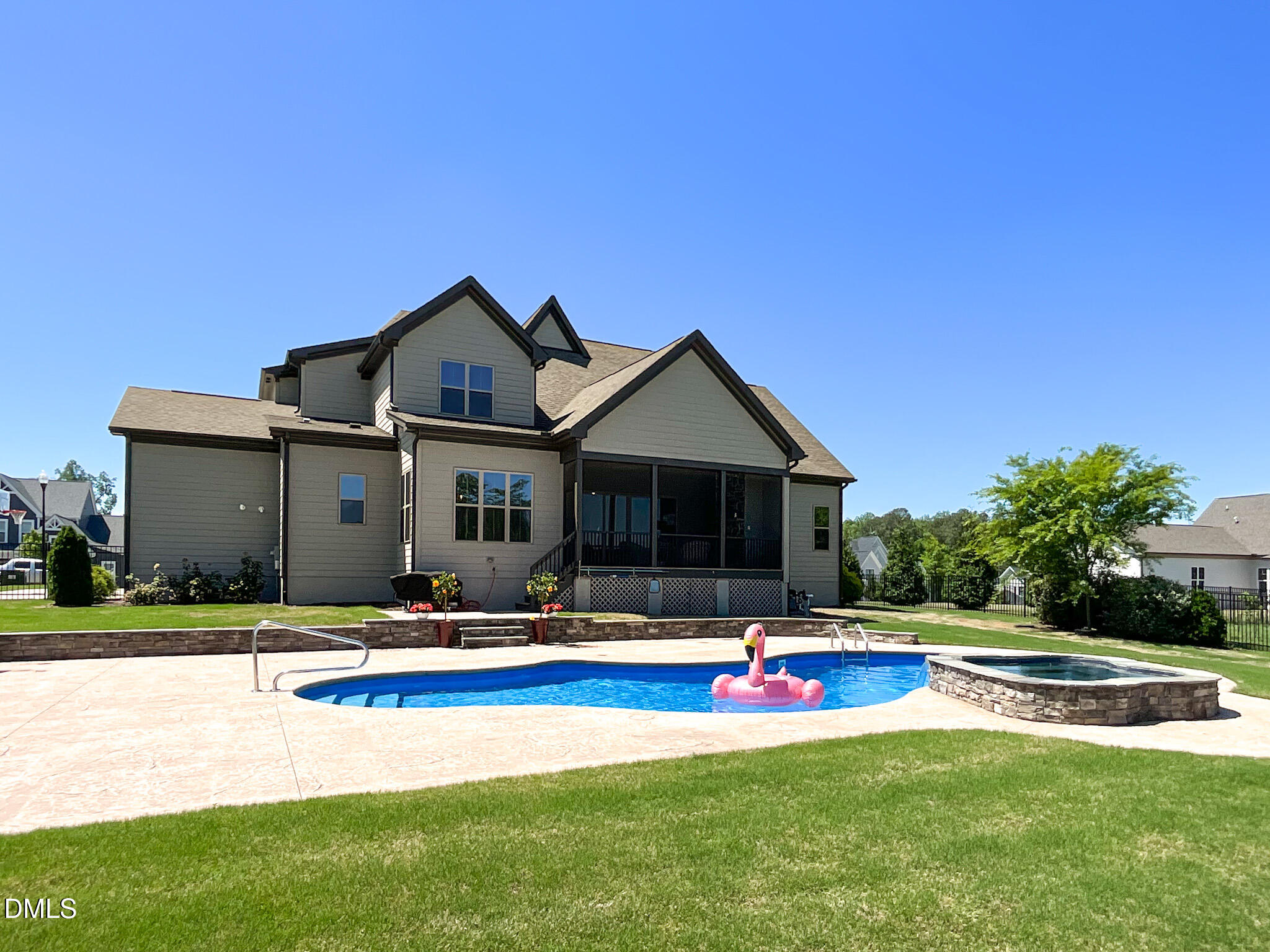8012 Woodcross Way