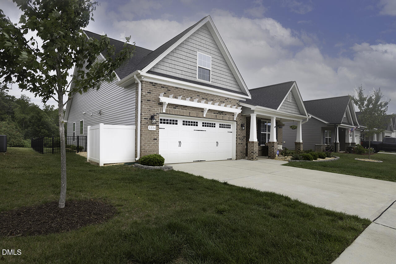 3334 Castlerock Drive