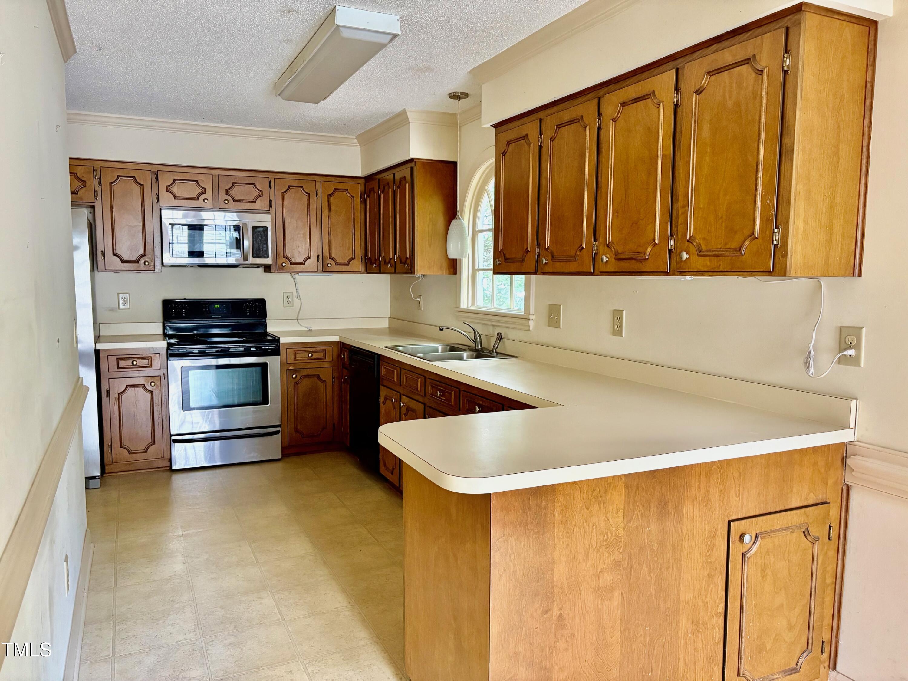 3417 Cottonwood Drive