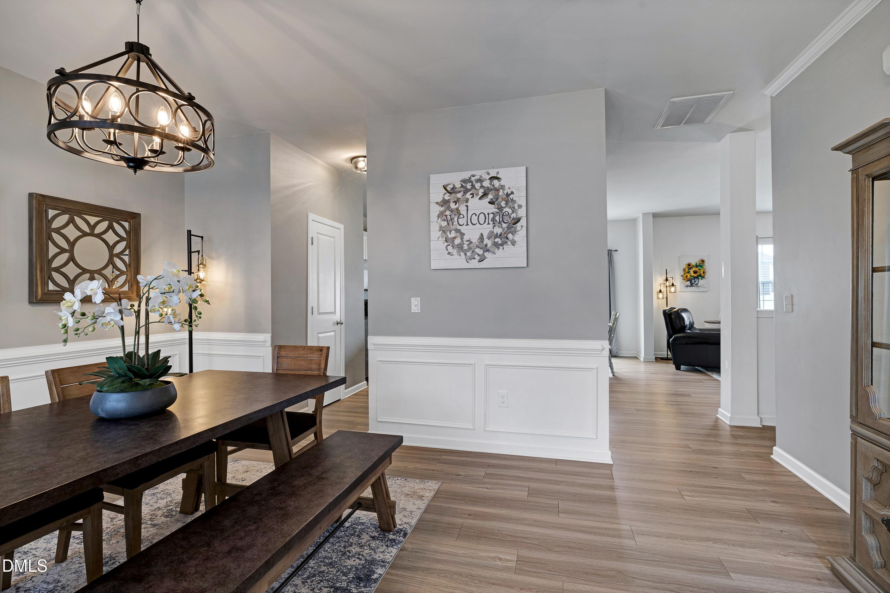 100 N Great White Way