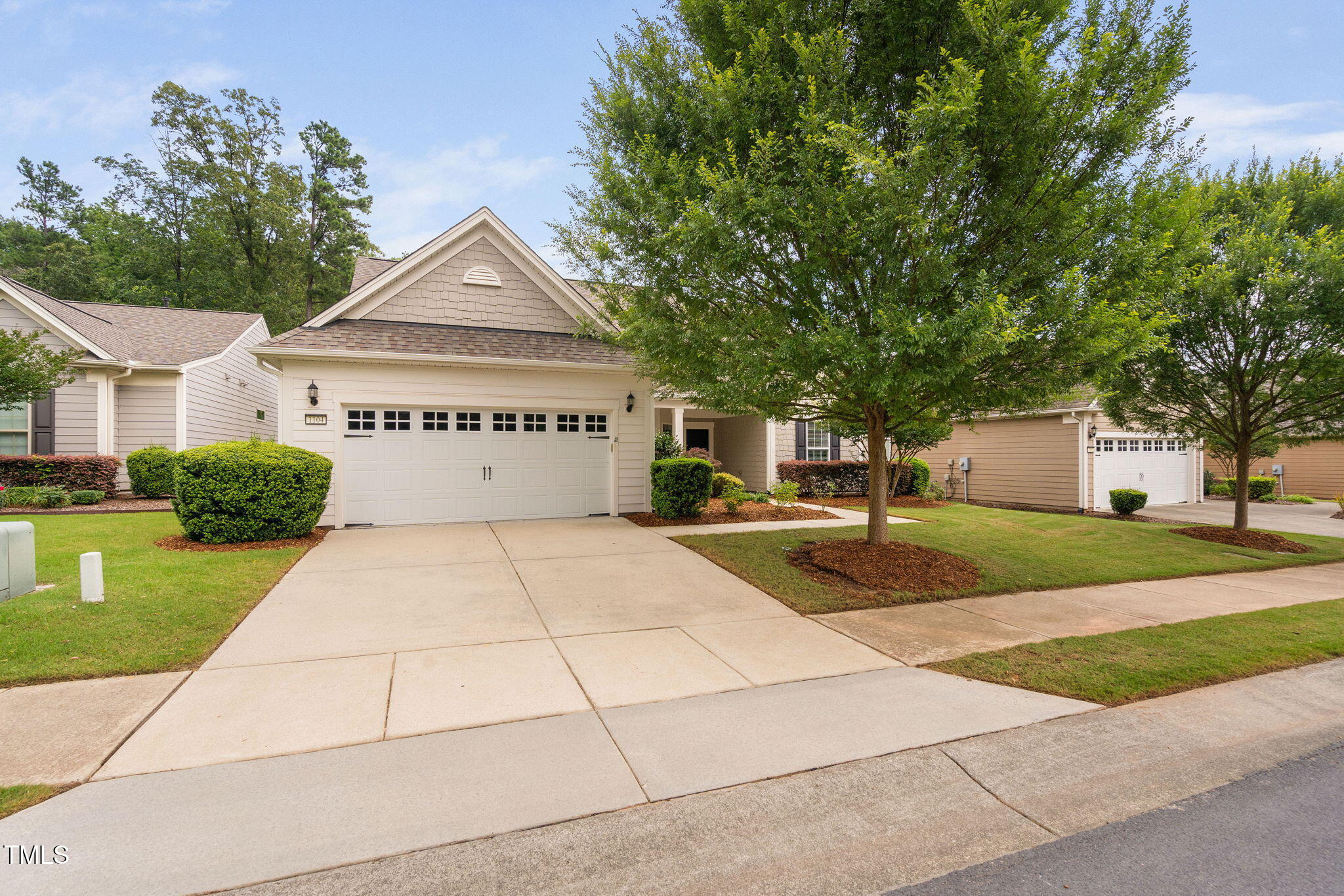 1104 Gaston Manor Drive