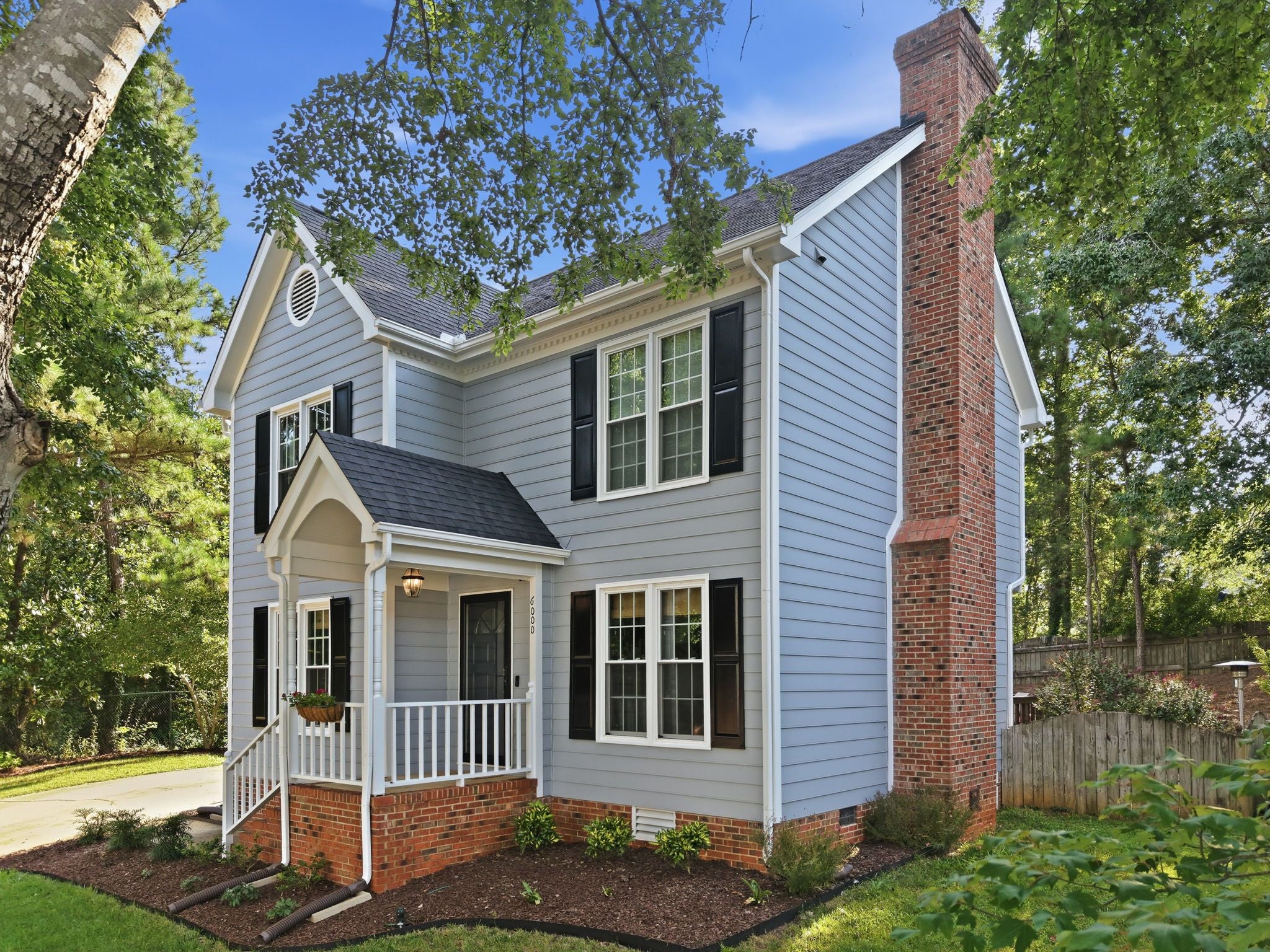 6000 Knollrock Drive
