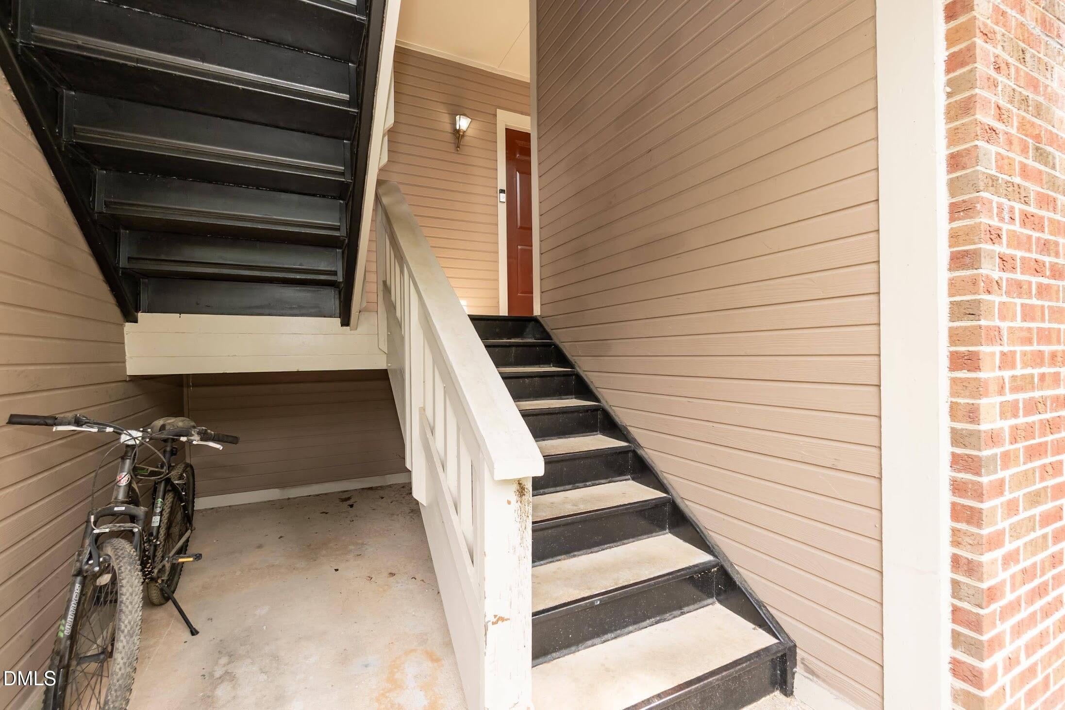 107 Killam Court 1c