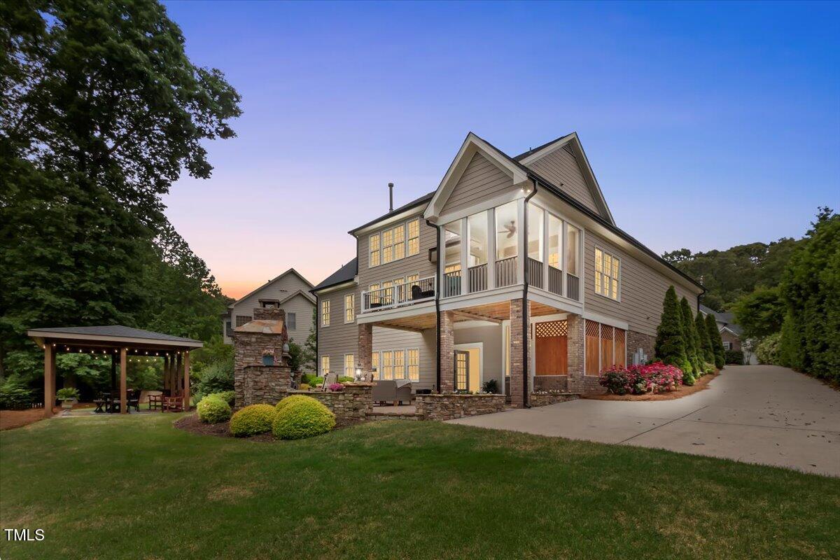 233 Hein Drive