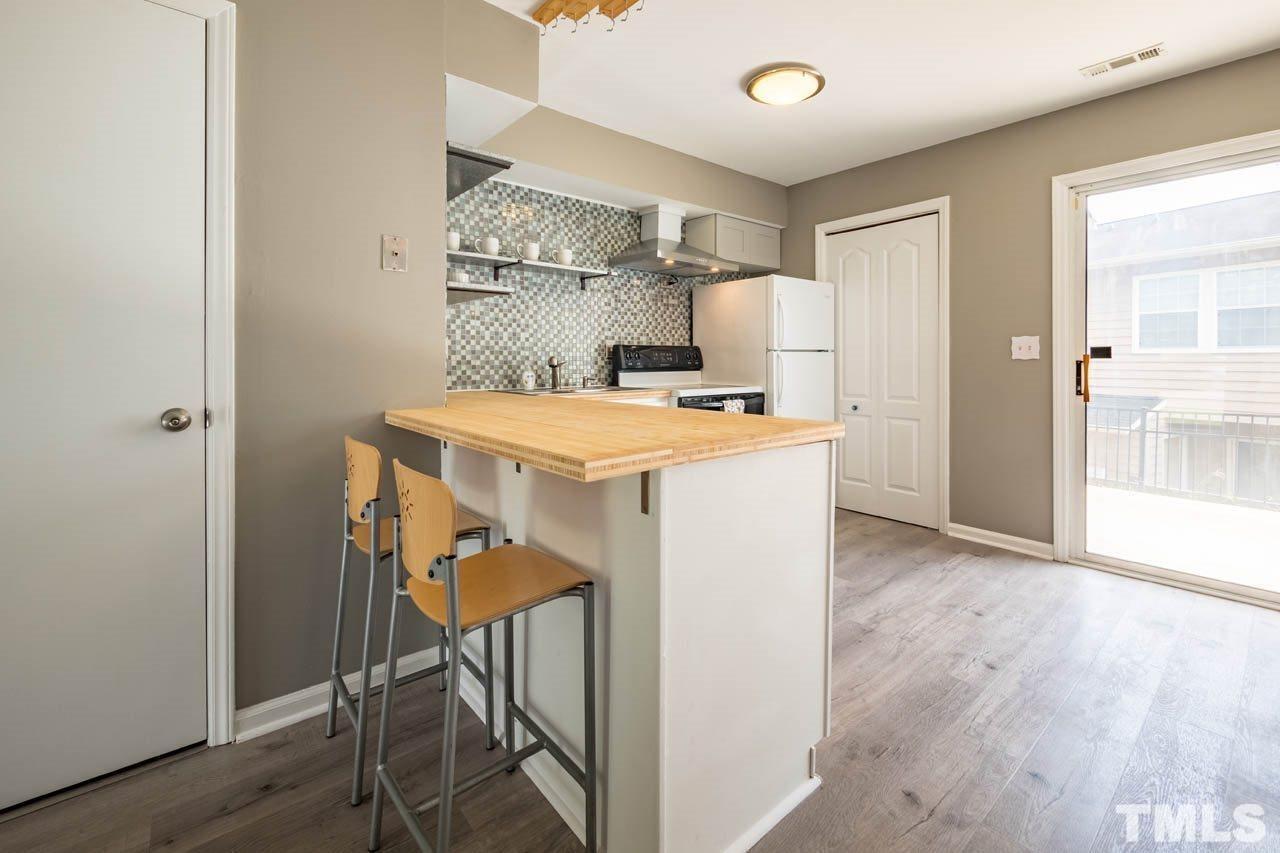 135 Coleridge Court