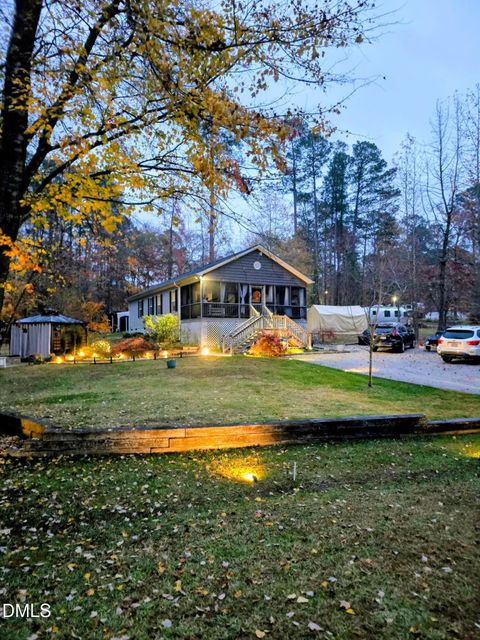 Photo of 101 Bow Drive, Louisburg, NC 27549 (MLS # 10151336)