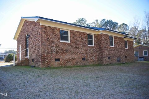 Single Family Residence in Wilson NC 5019 White Oak Loop 33.jpg
