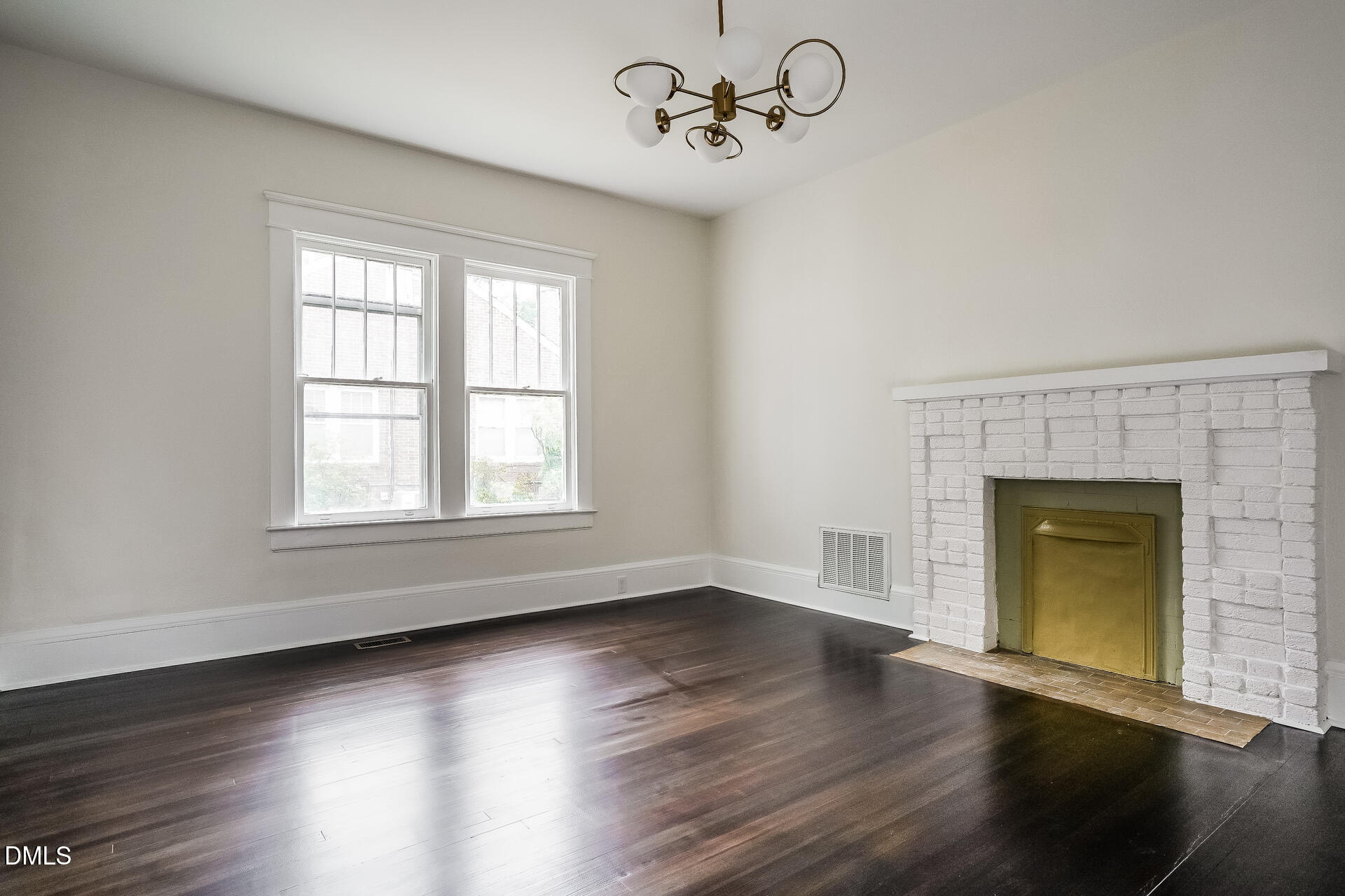 2607 Chapel Hill Road