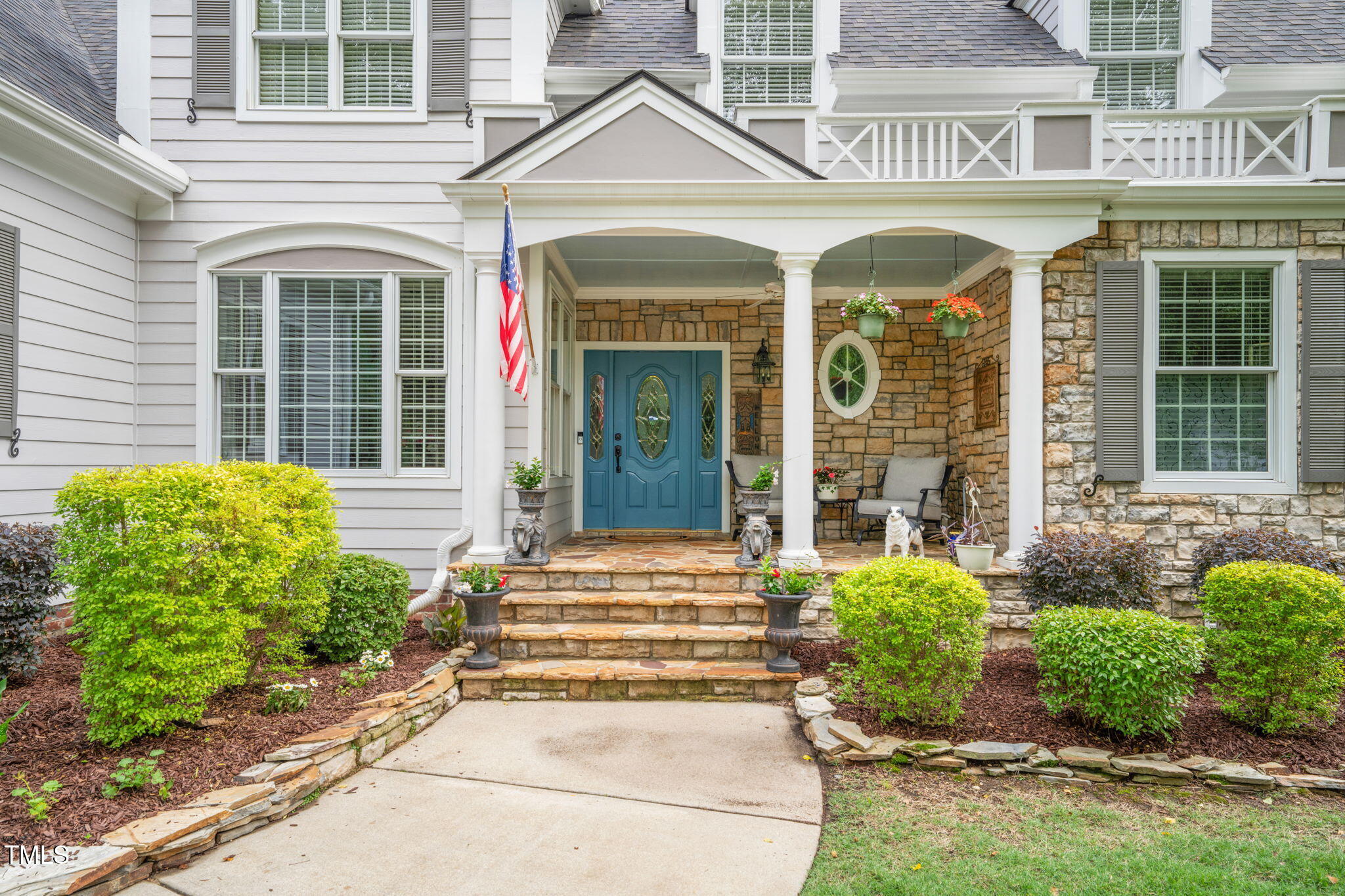 5405 Bluet Court