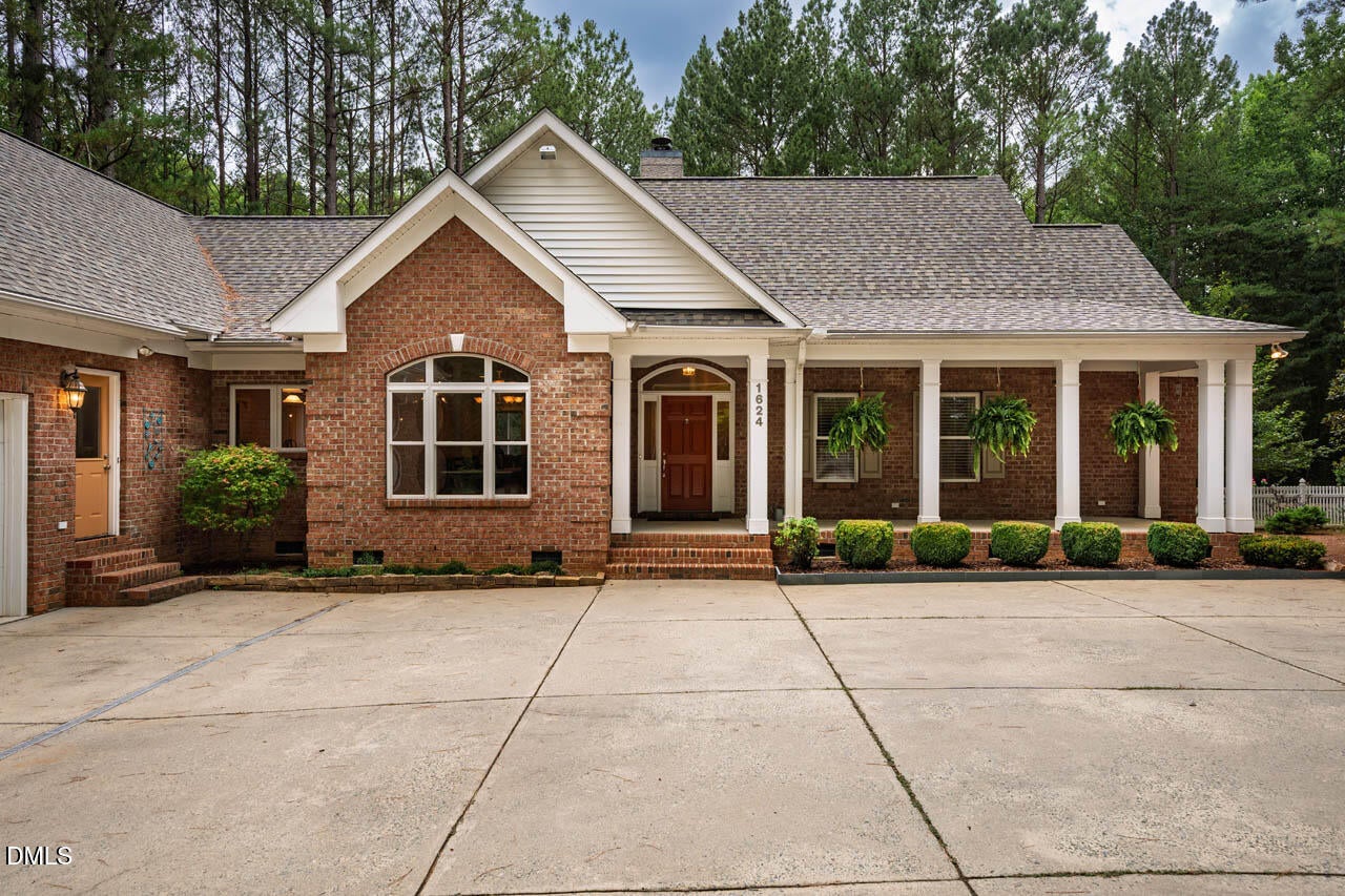1624 Rosebriar Place