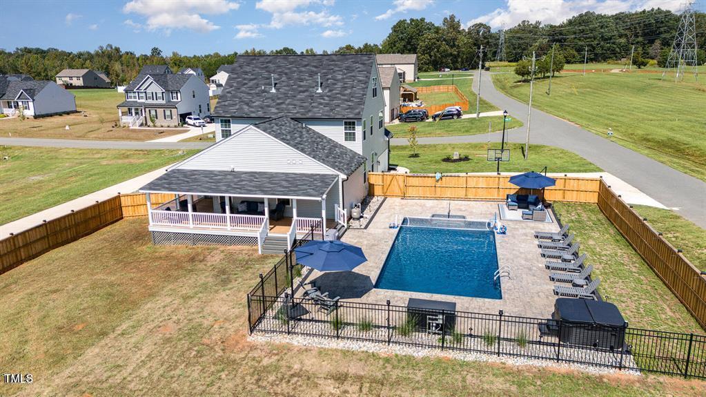 1302 Reading Court