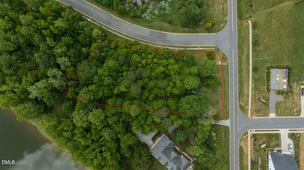 485 W Lake Trail