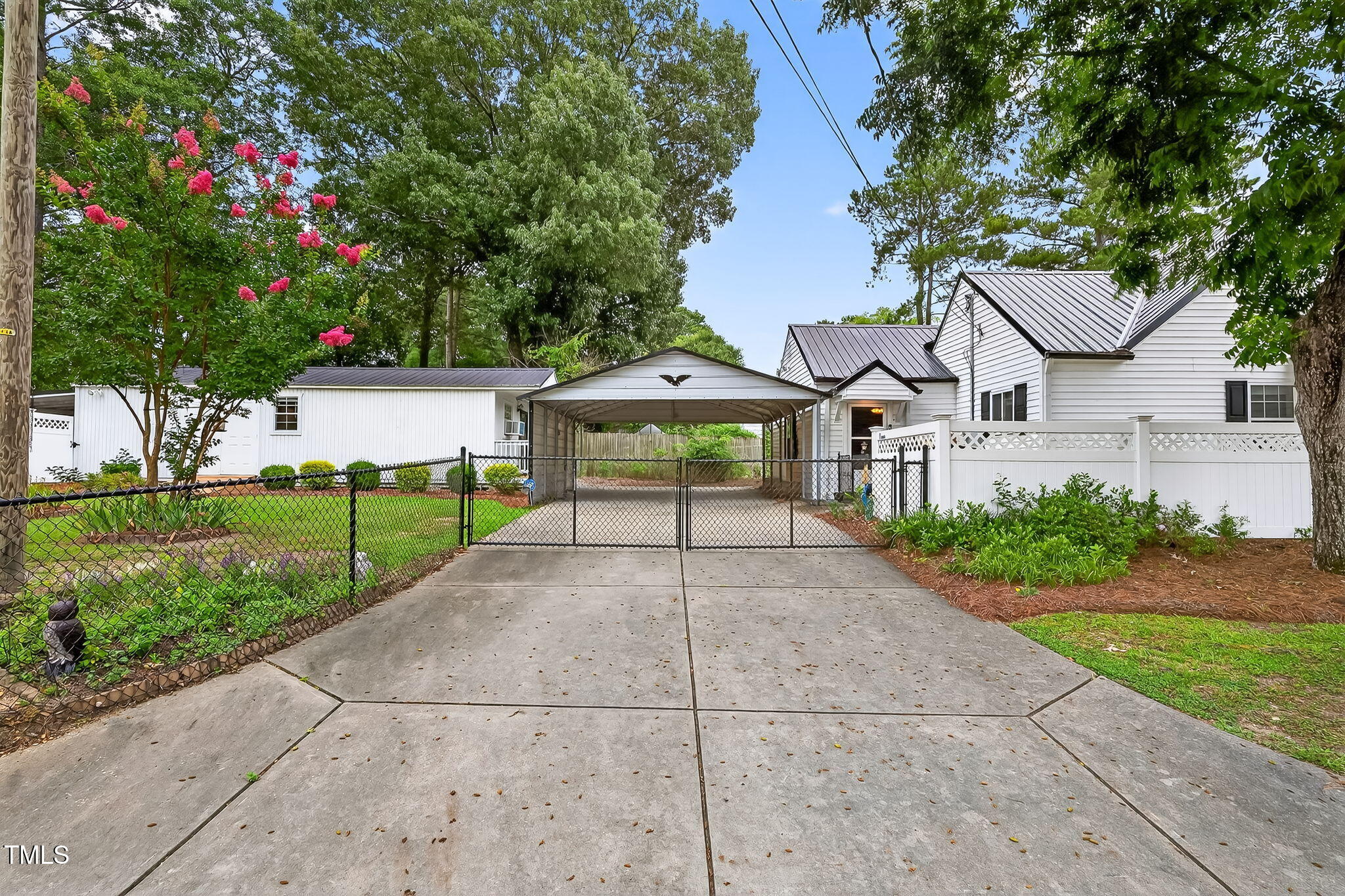 708 W Pope Street