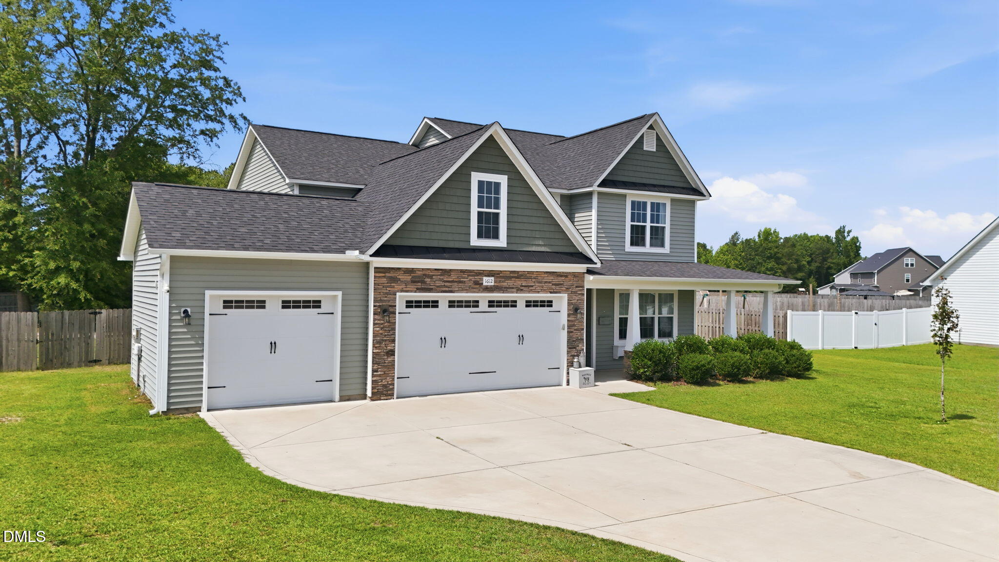 1612 Lizzie Lou Court