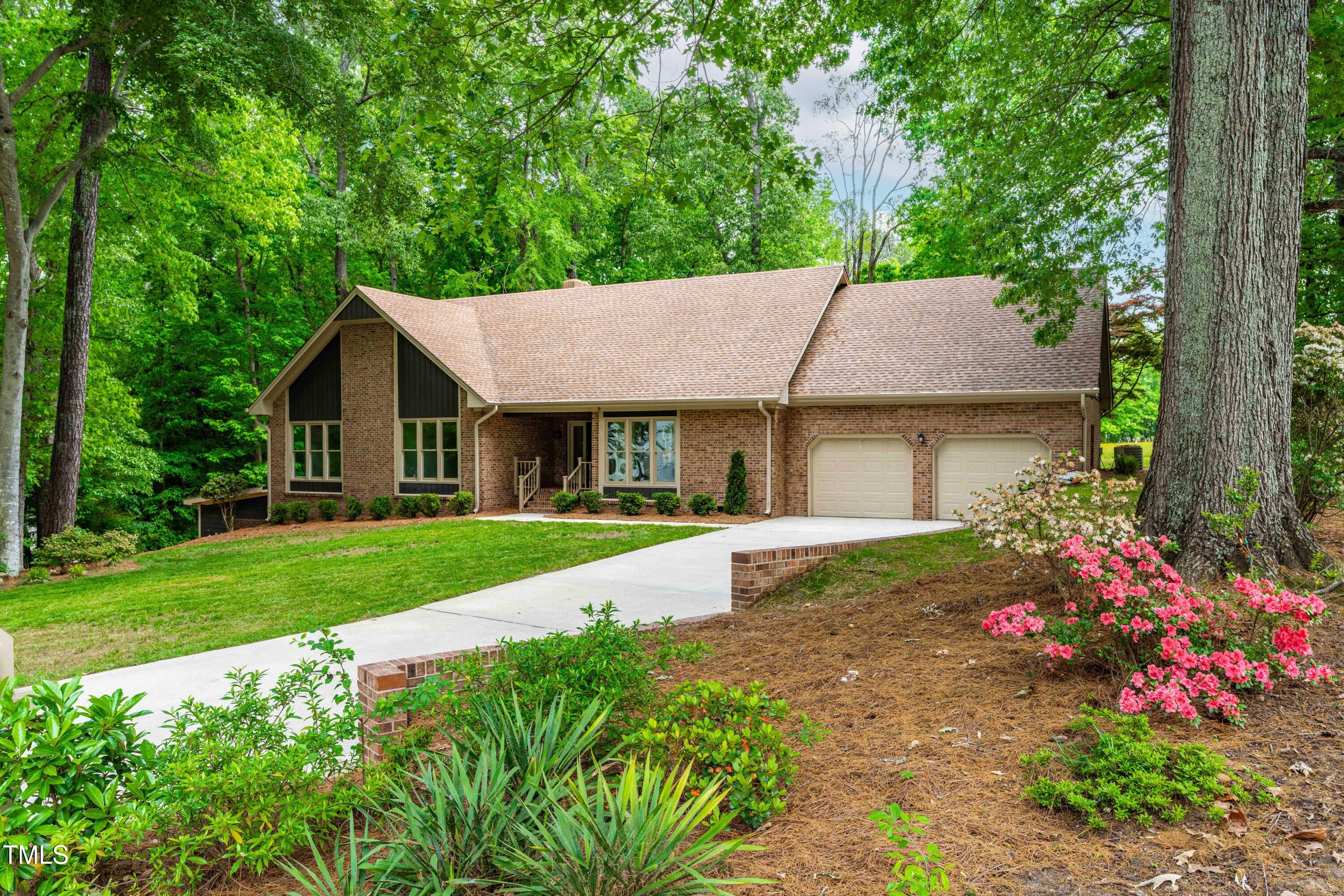 101 Easton Court