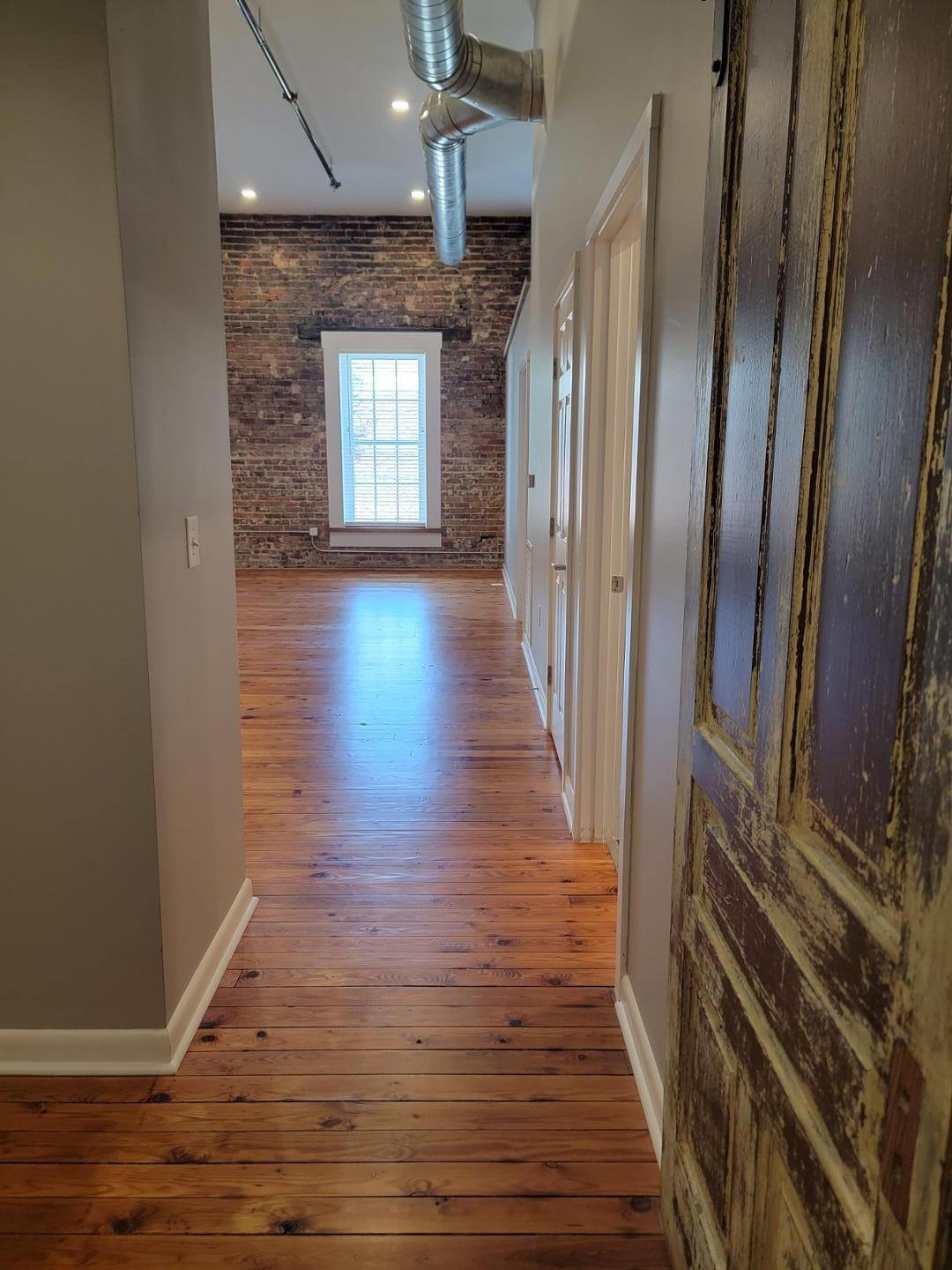 112 N Birch Avenue Apt 2D