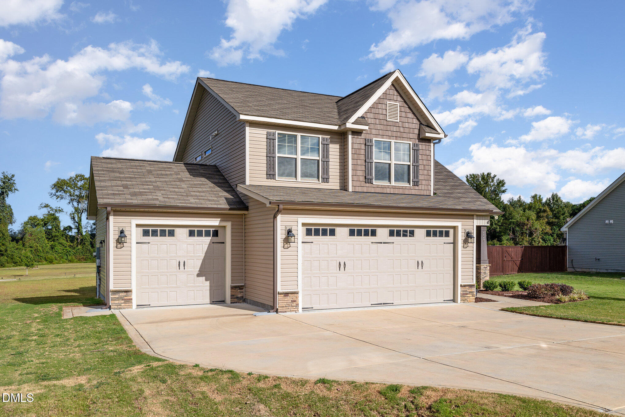 223 N Nolan Park Drive