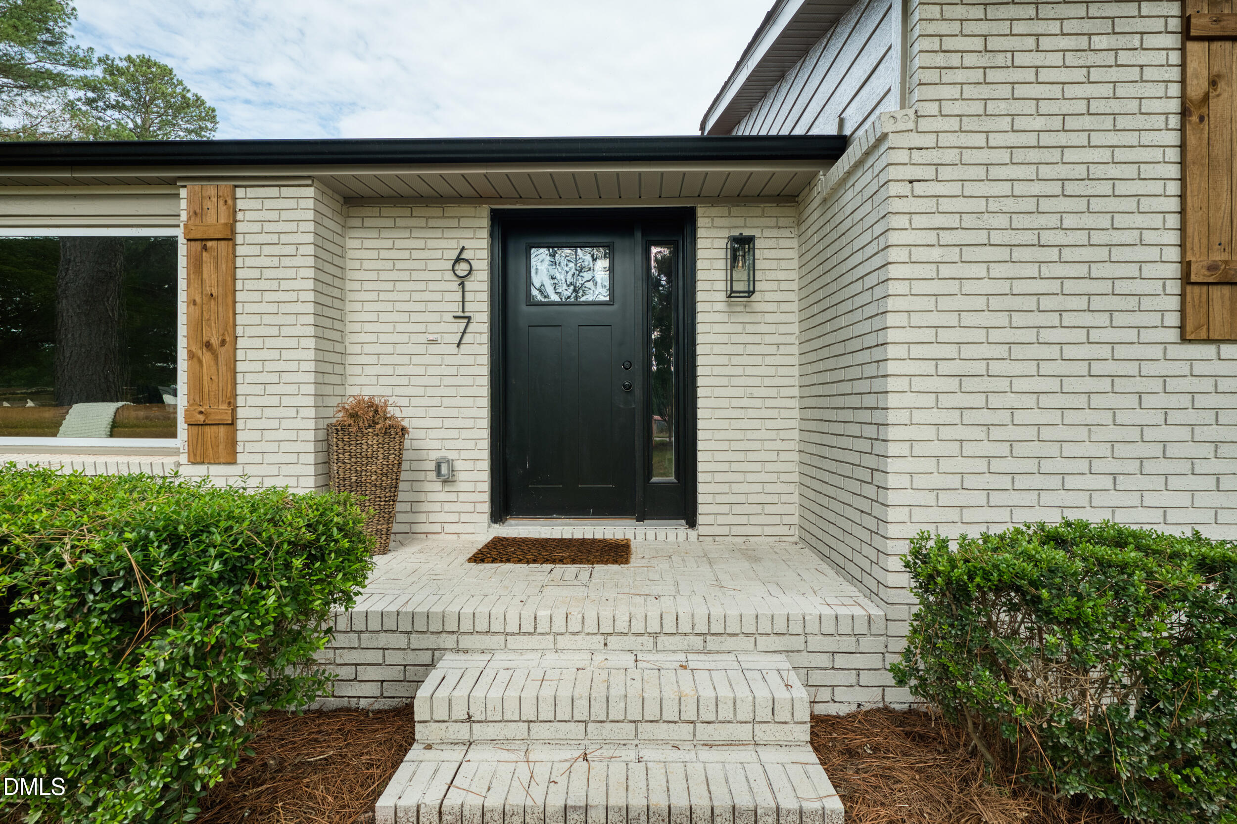 617 Richardson Road