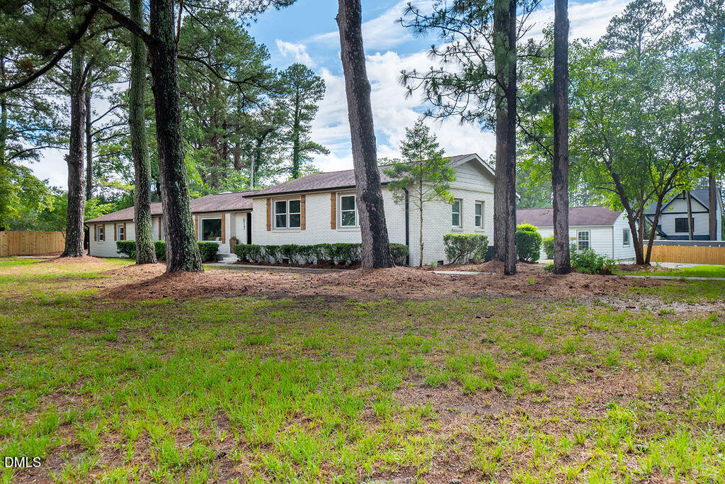 617 Richardson Road