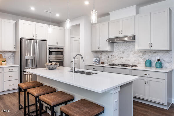 212 Oak Summit Place