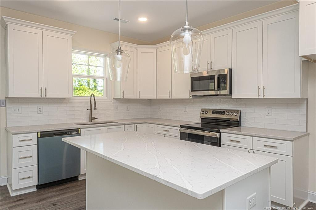 5835 James Allen Lane