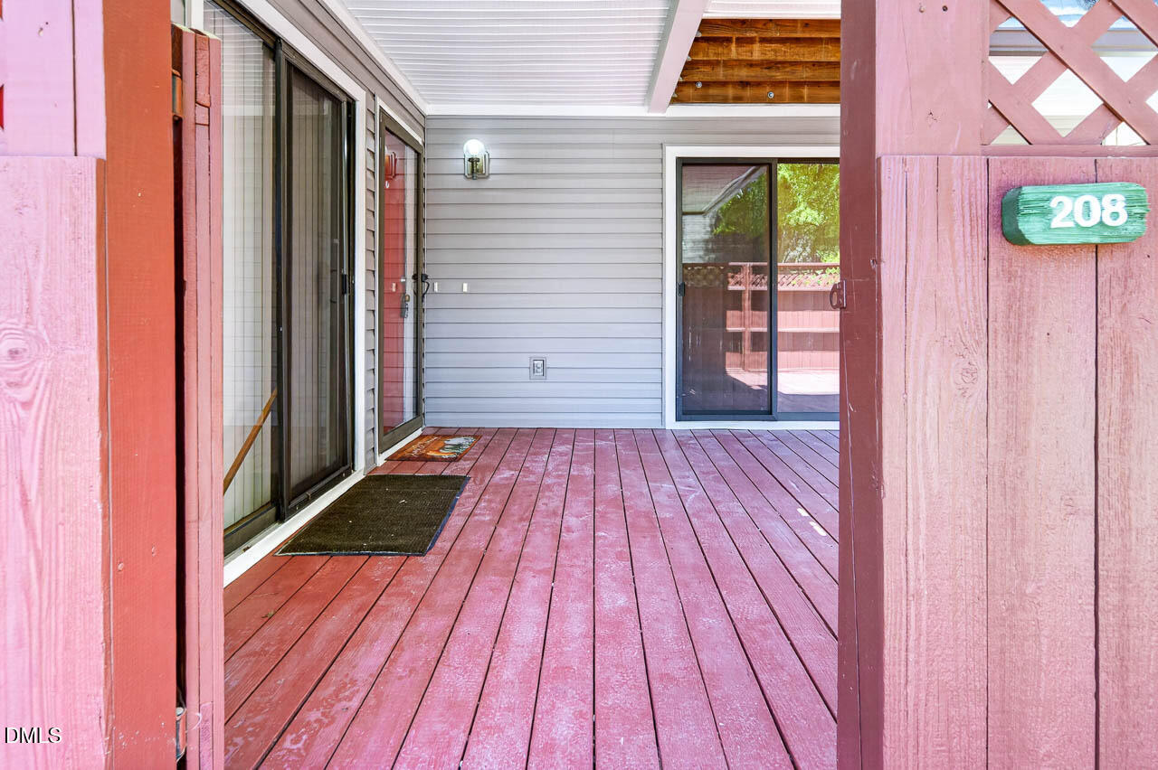 208 Finley Forest Drive