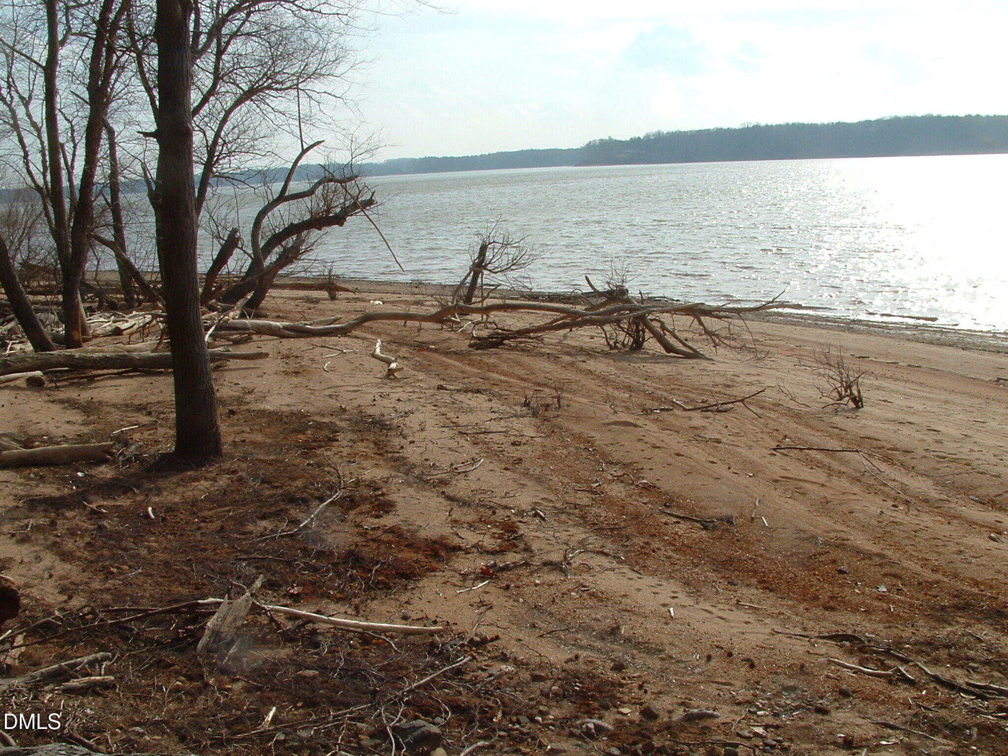 563 Sunset Boulevard