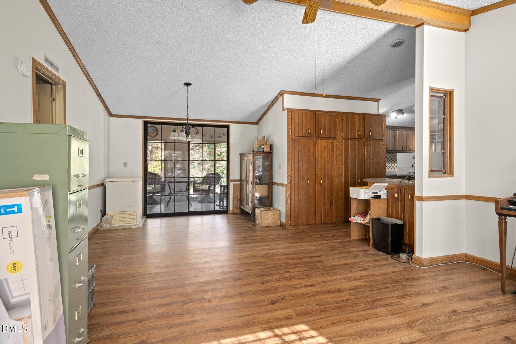 11972 Straight Gate Road