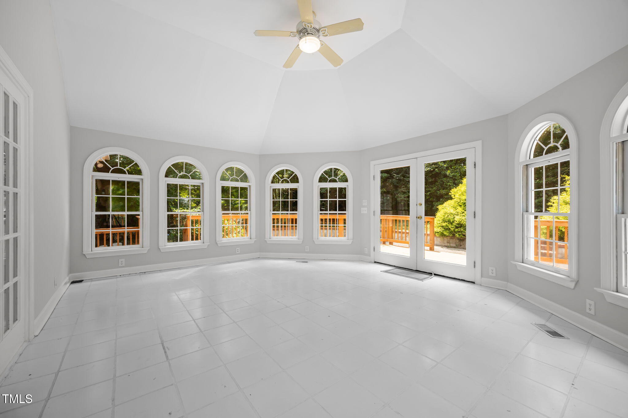 8909 Creekstone Court 11