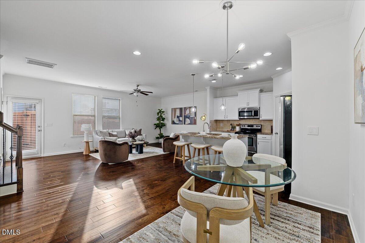 508 Oak Forest View Lane