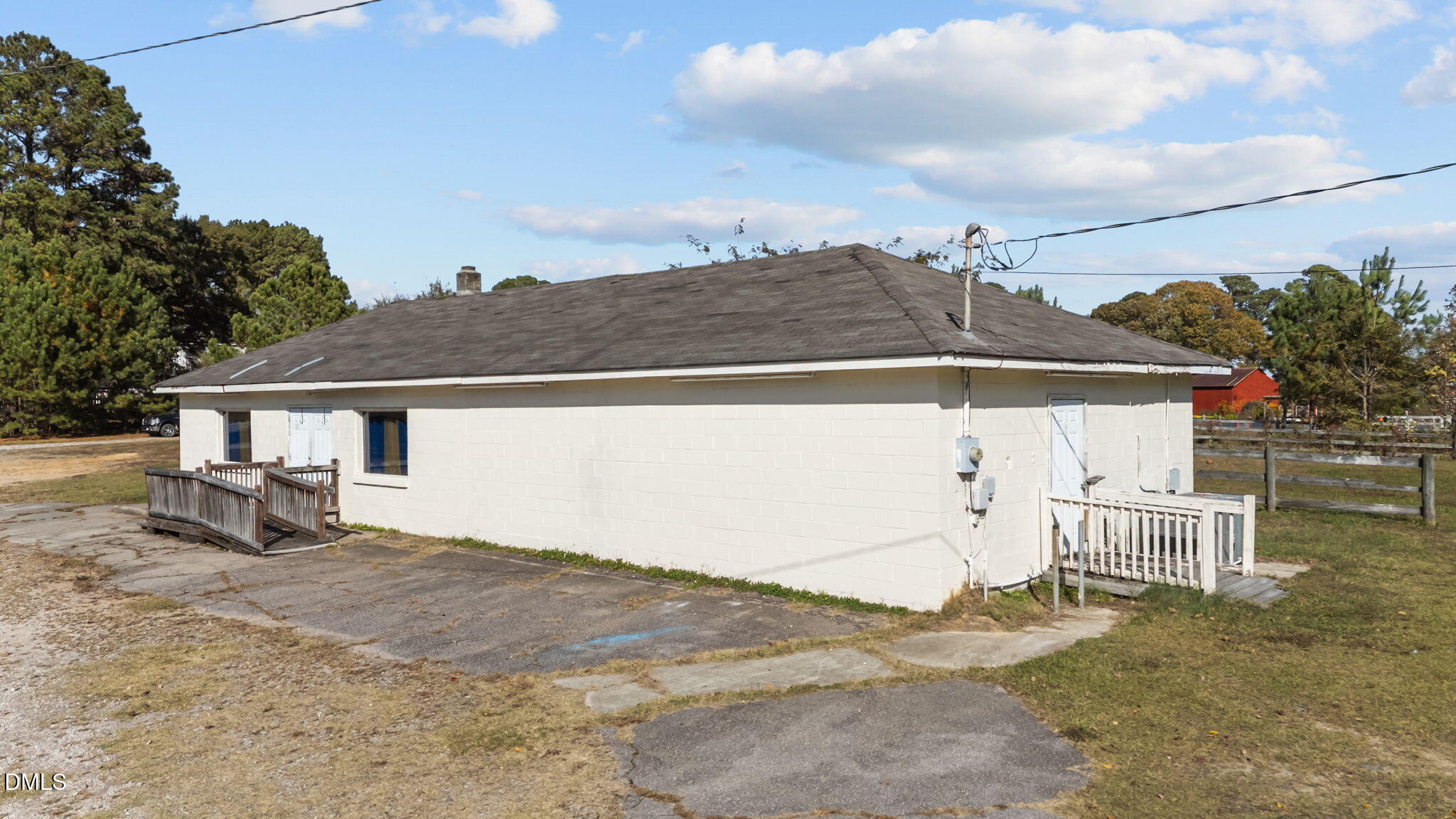 4586 Nc 39 Highway N