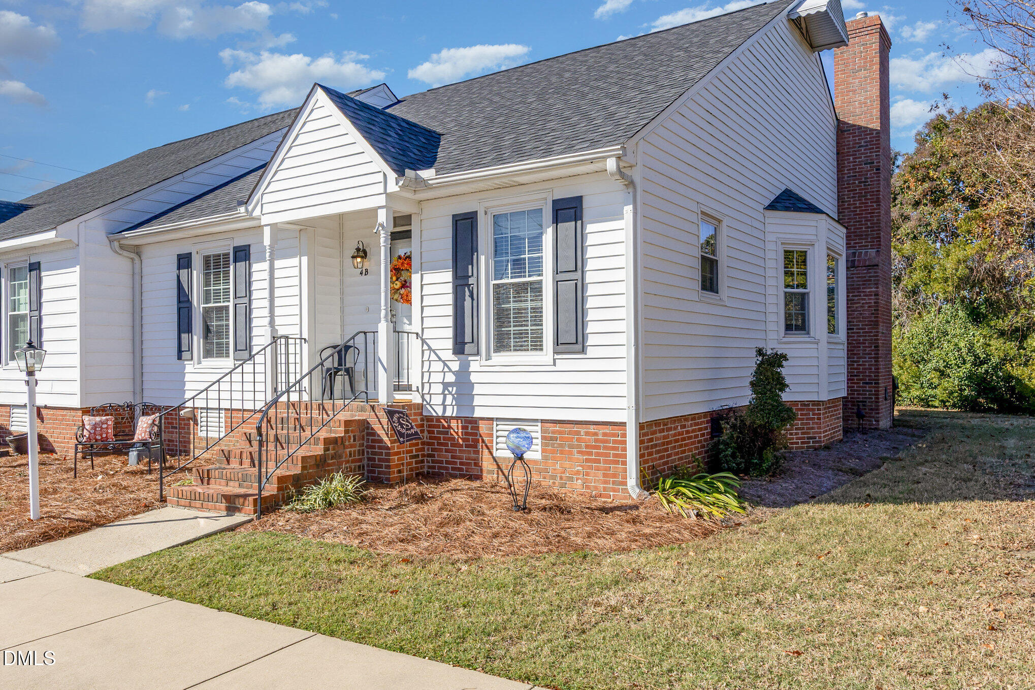 2402 Bradford Drive N 4b