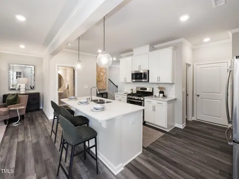 MLS: 10084148