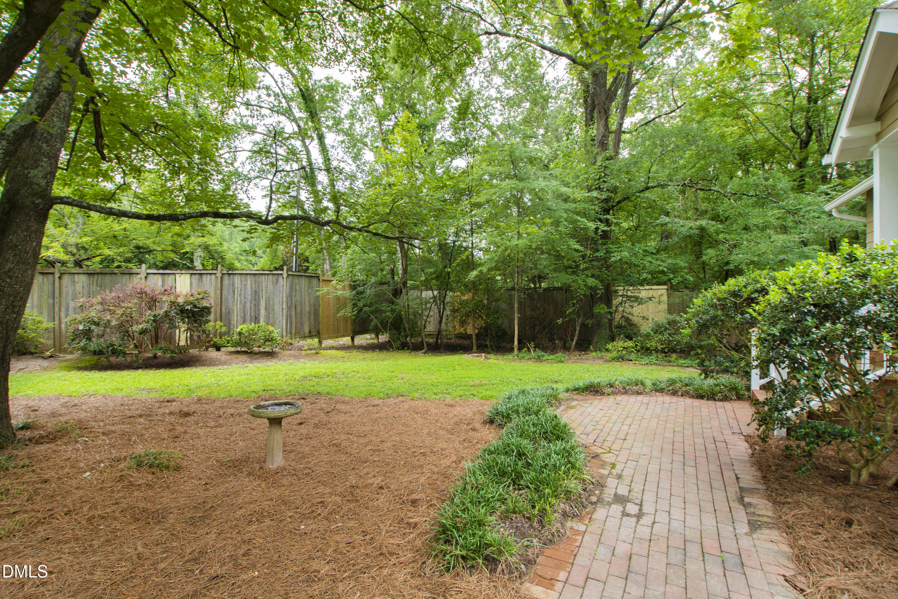 106 S Christopher Road