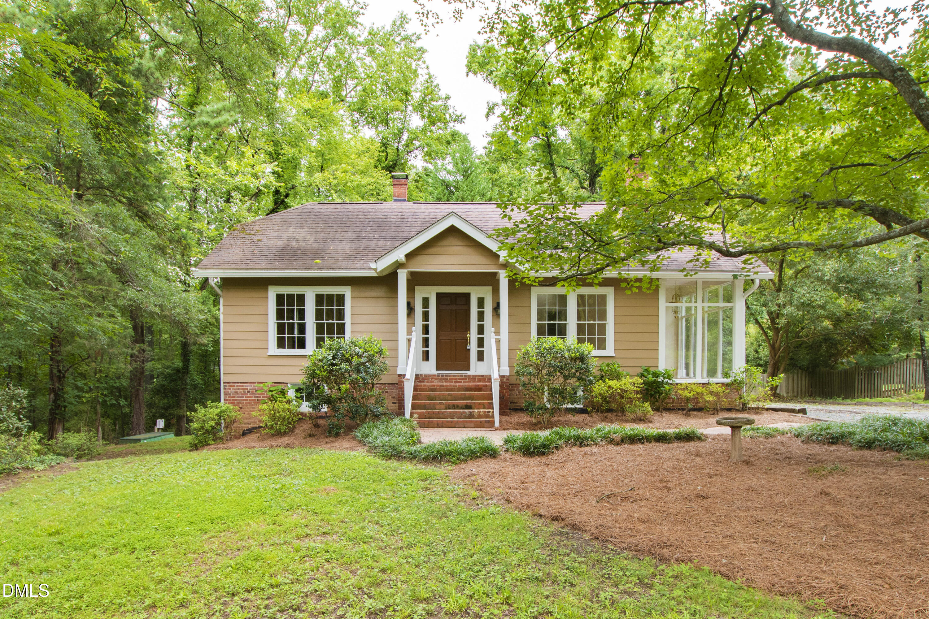 106 S Christopher Road