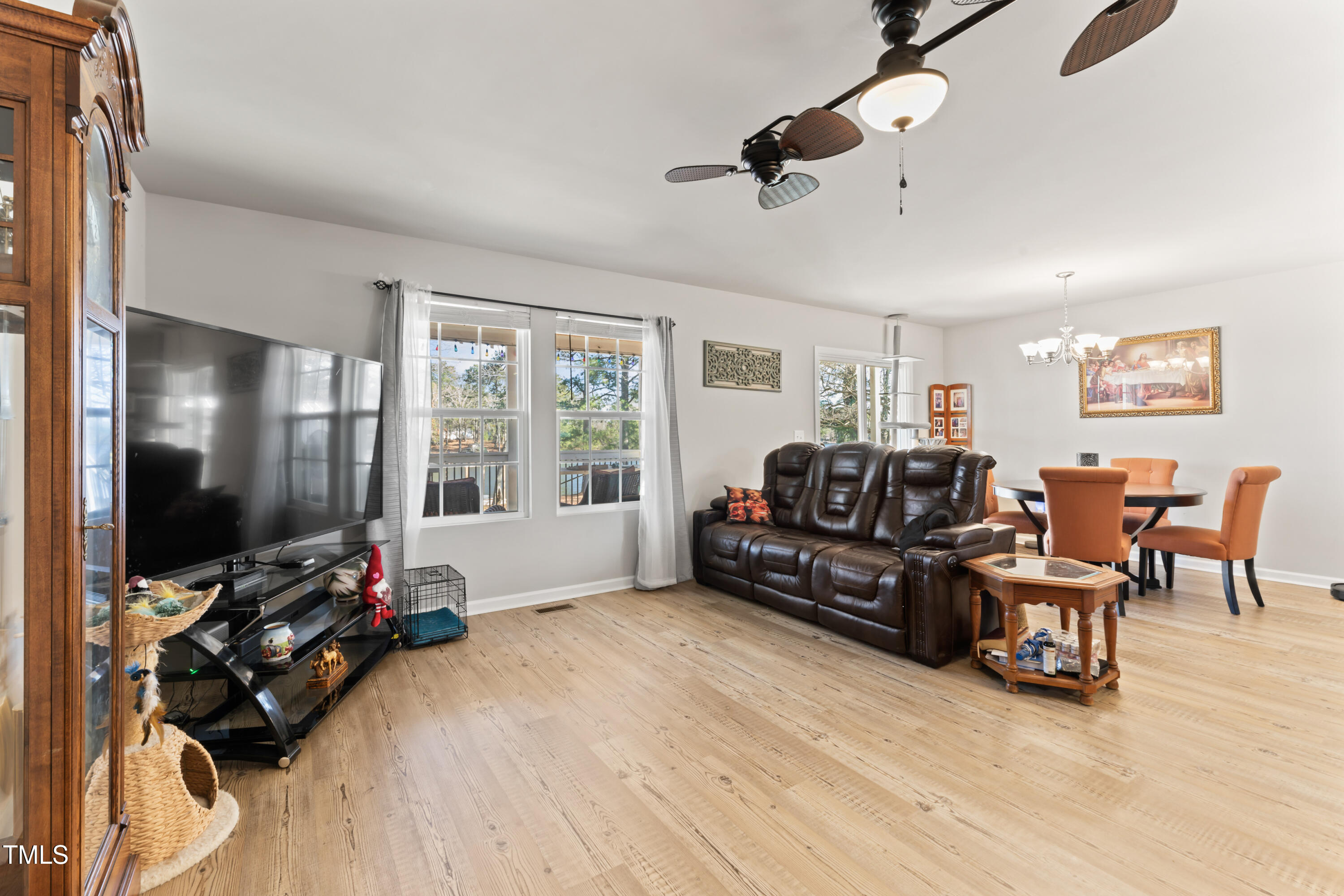 989 Sampson Acres Drive