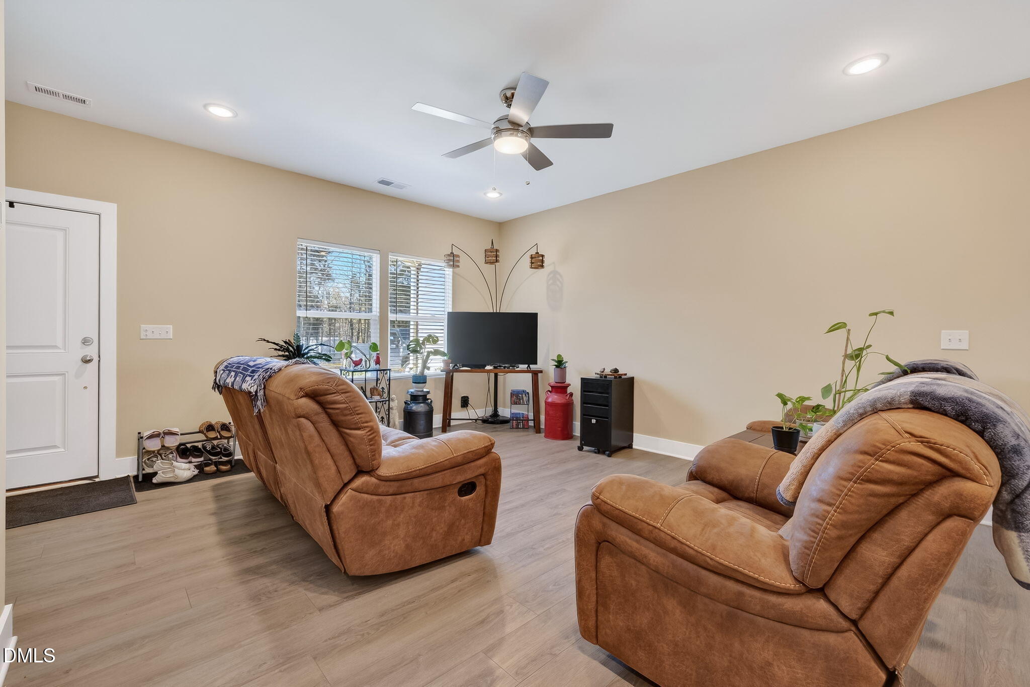 35 Chester Lane