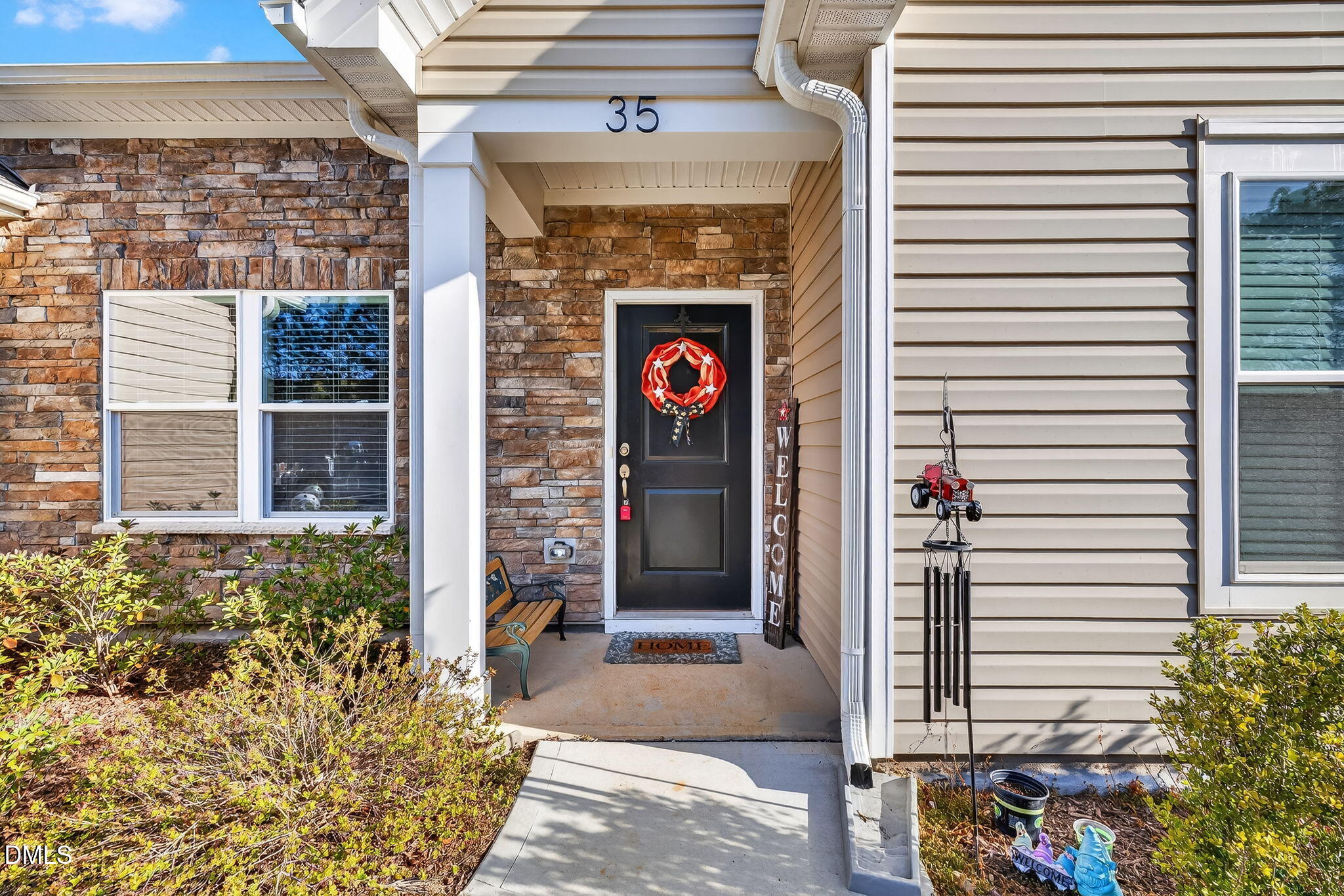 35 Chester Lane