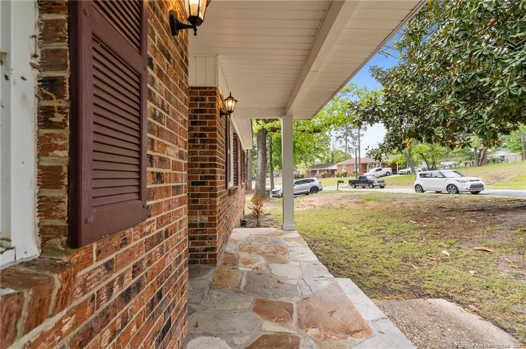 5364 Silver Pine Drive